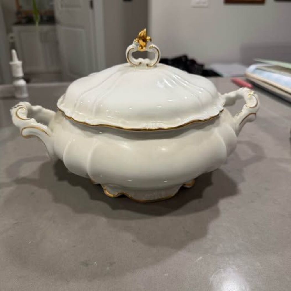 Vintage White Porcelain Scalloped Soup Tureen with Gold Trim